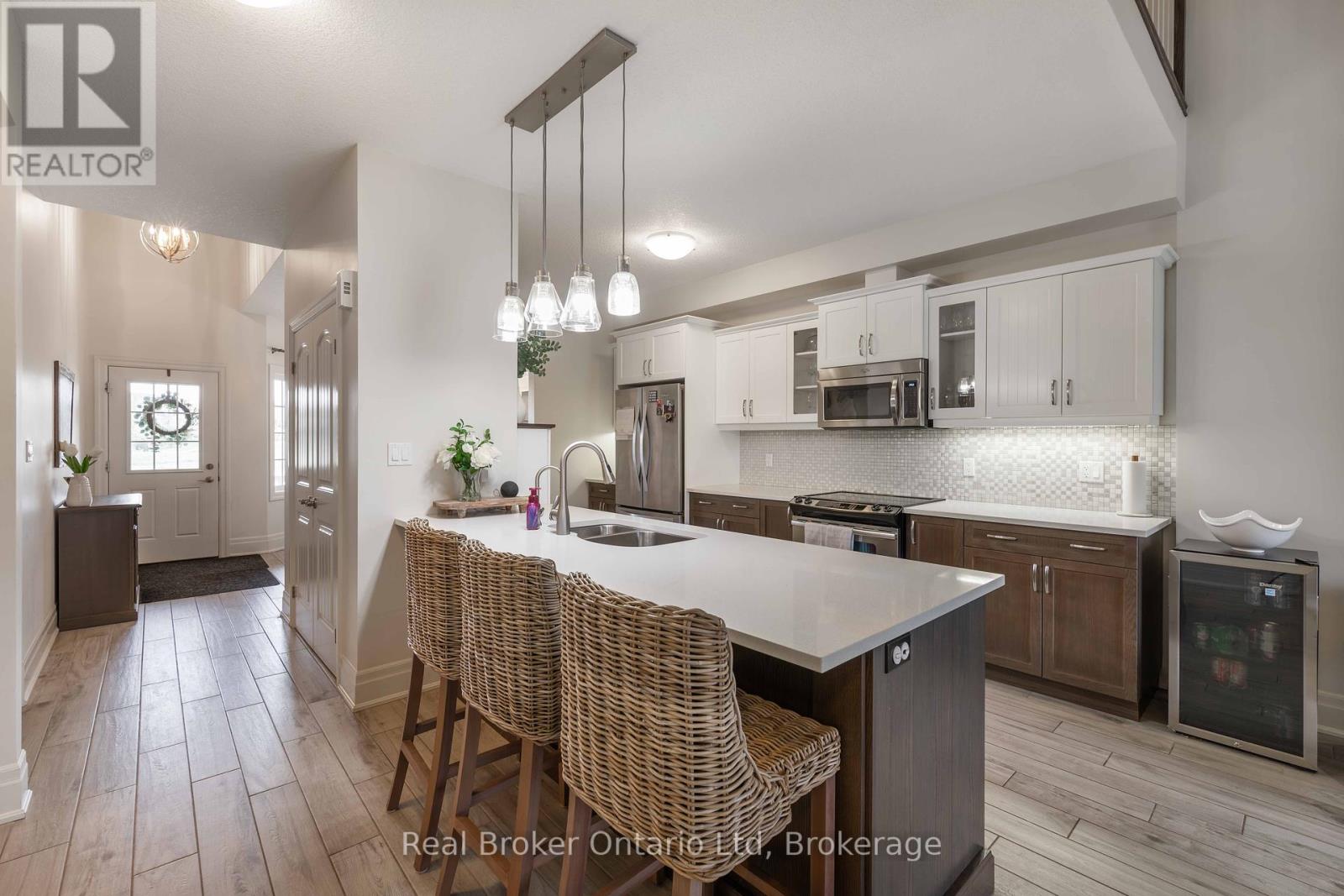 315 Telford Trail, Georgian Bluffs, Ontario  N0H 1S0 - Photo 6 - X12093068