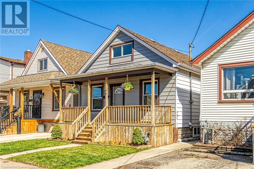 70 ROBINS Avenue, Hamilton, Ontario