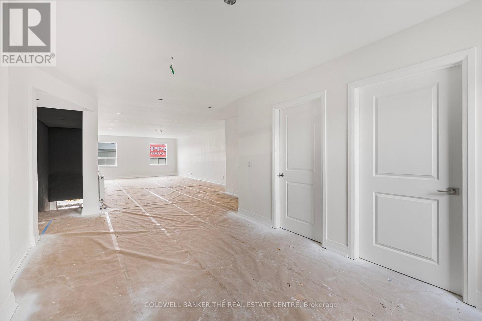 2nd Fl - 2242 Eglinton Avenue W, Toronto, Ontario  M6E 2L3 - Photo 5 - W12093060