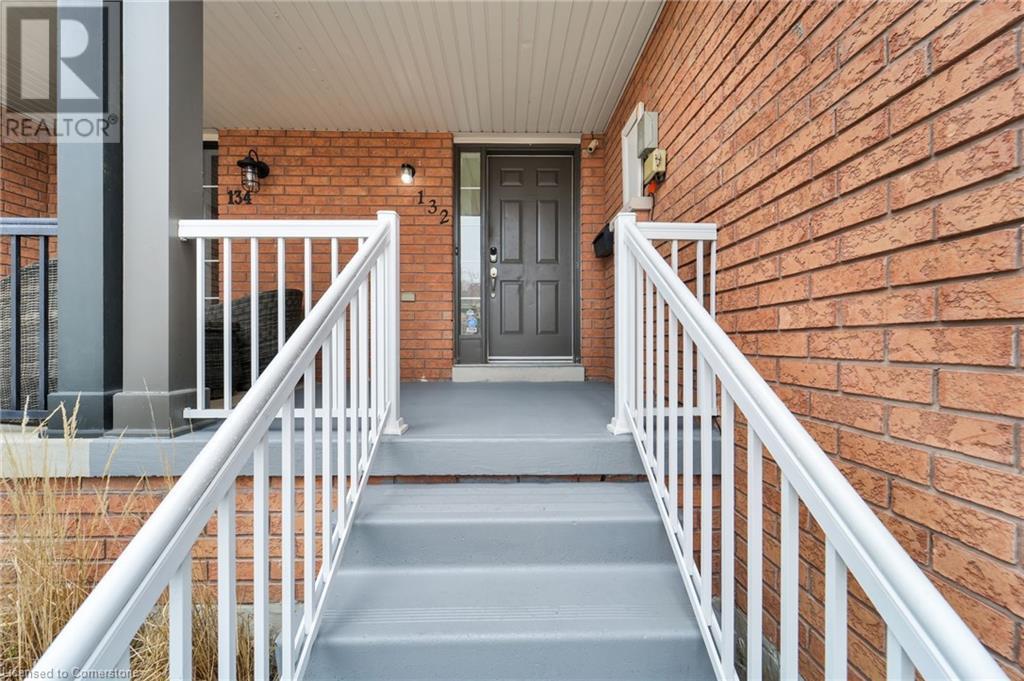 Property at 132 KIRKLAND Place image 3