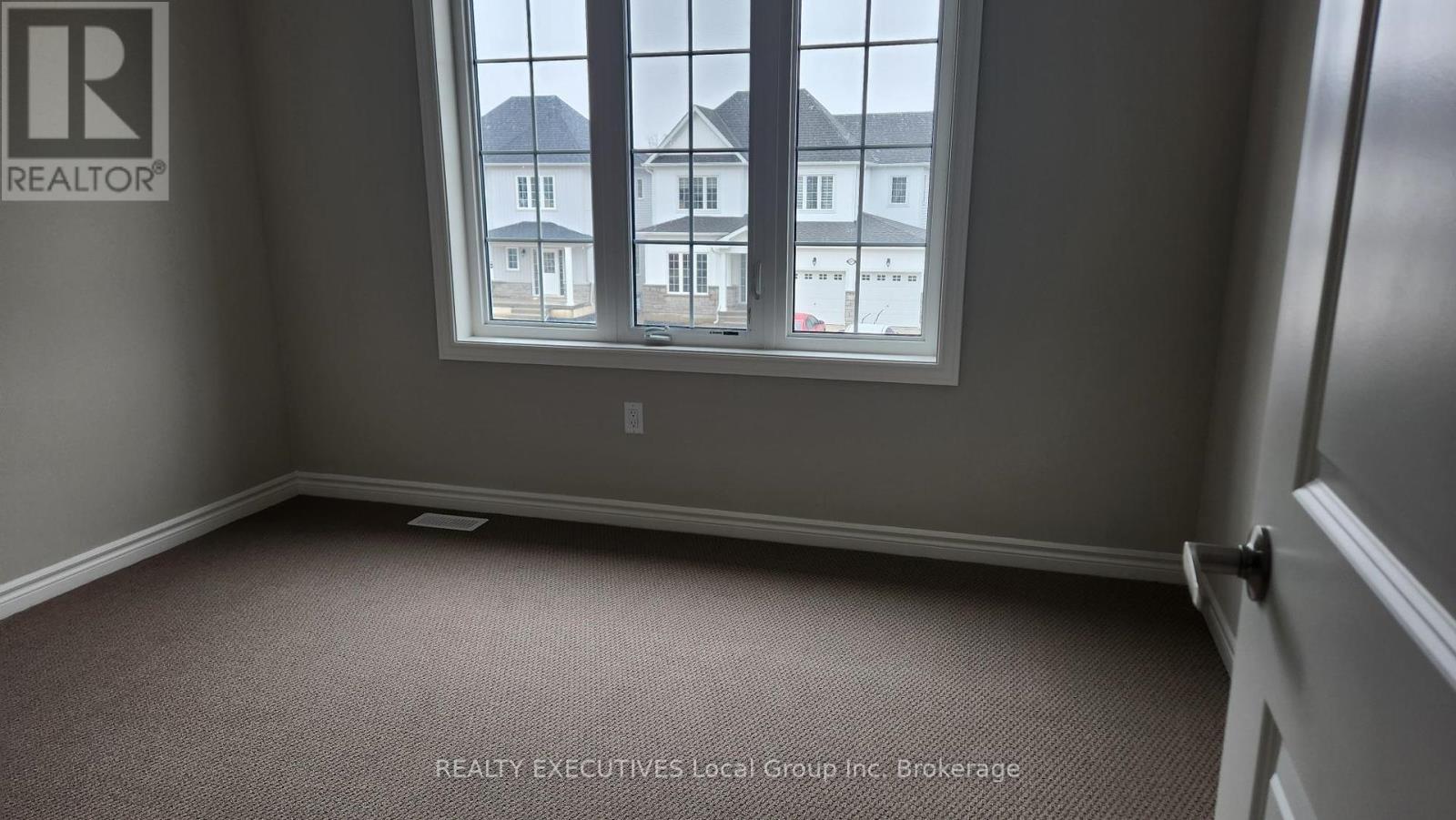 276 Springfield Crescent, Clearview (Stayner), Ontario  L0M 1S0 - Photo 16 - S12050684