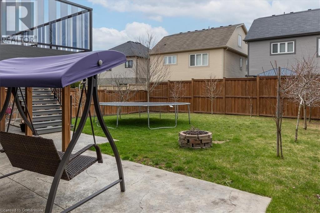 68 Valleyscape Drive, Kitchener, Ontario  N2P 0G3 - Photo 40 - 40713387