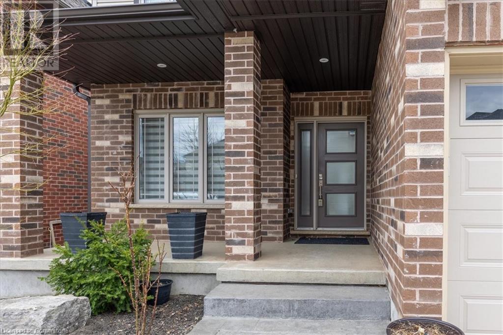 68 Valleyscape Drive, Kitchener, Ontario  N2P 0G3 - Photo 3 - 40713387