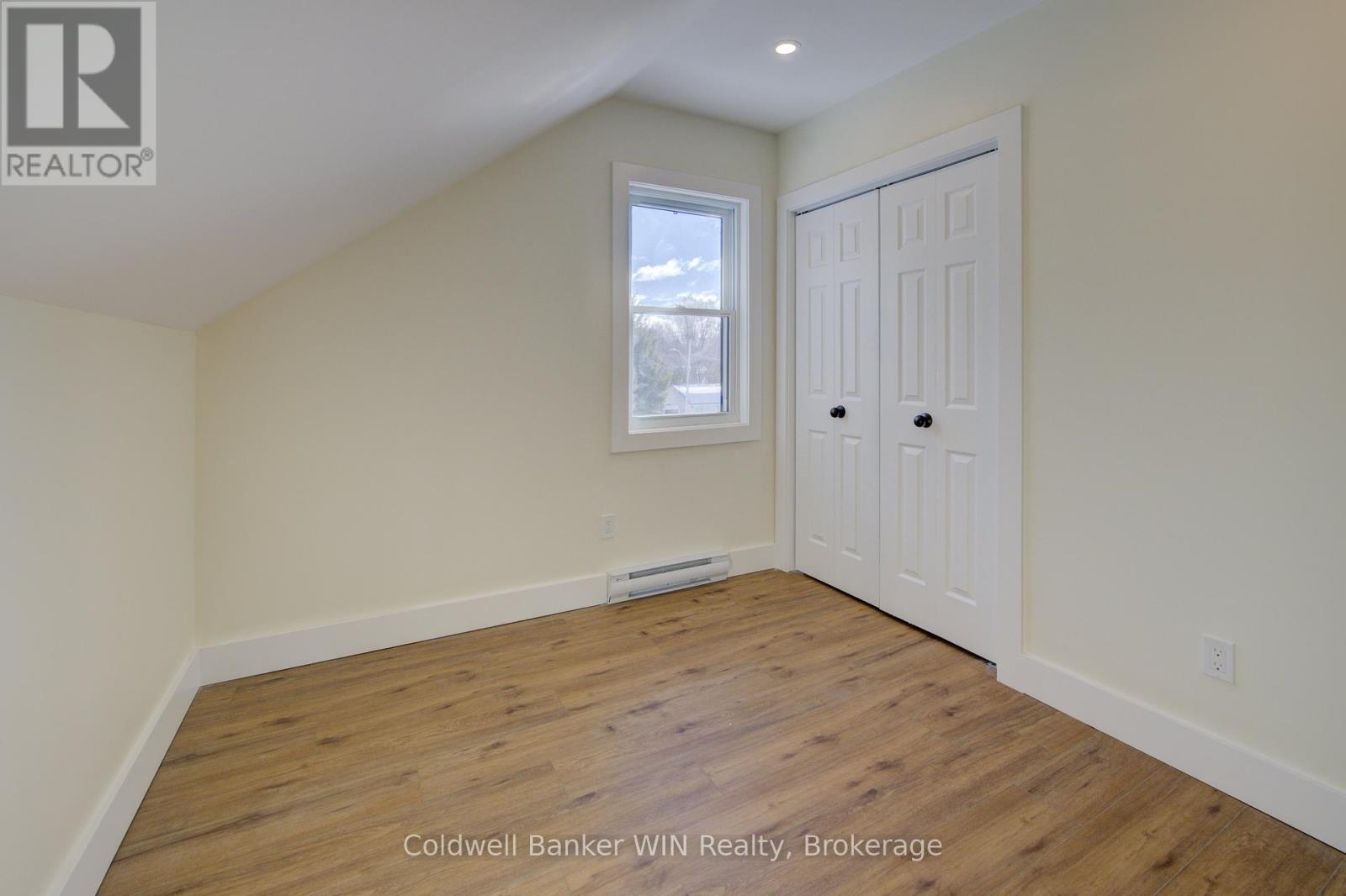 24 Crawford Street, Chatsworth, Ontario  N0H 1G0 - Photo 15 - X12011126