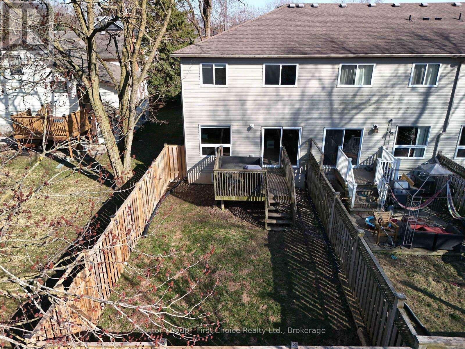 280 Railway Avenue, Stratford, Ontario  N5A 2J4 - Photo 26 - X12092176