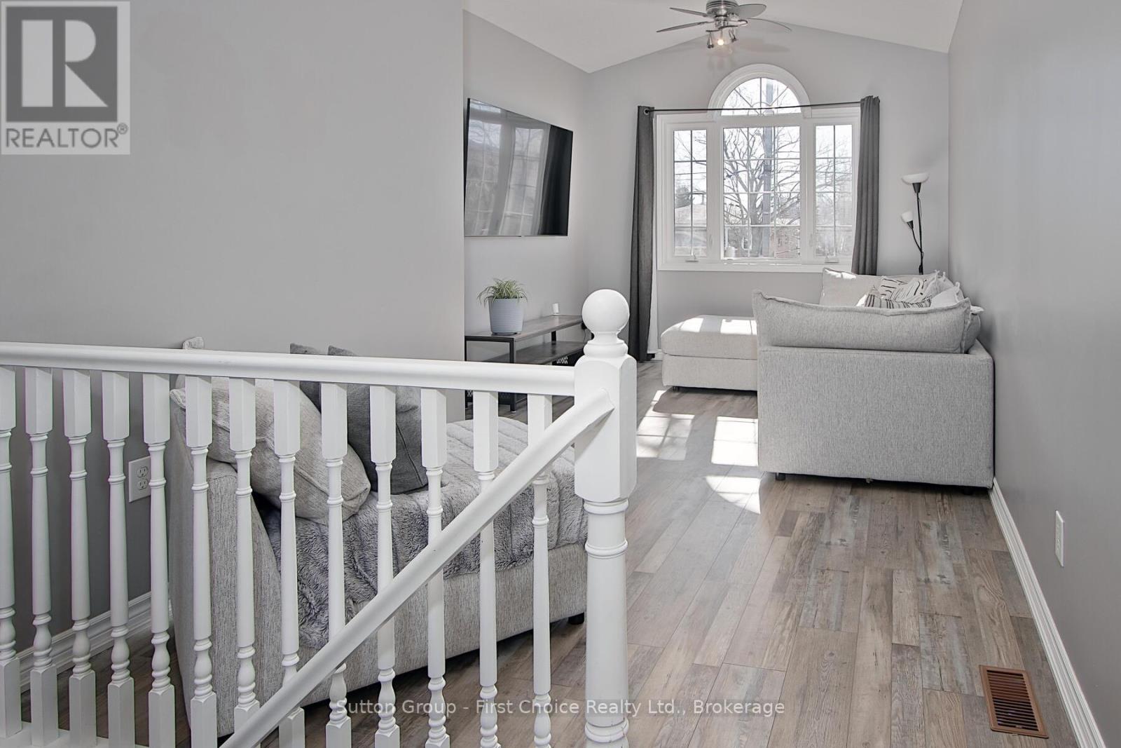 280 Railway Avenue, Stratford, Ontario  N5A 2J4 - Photo 16 - X12092176