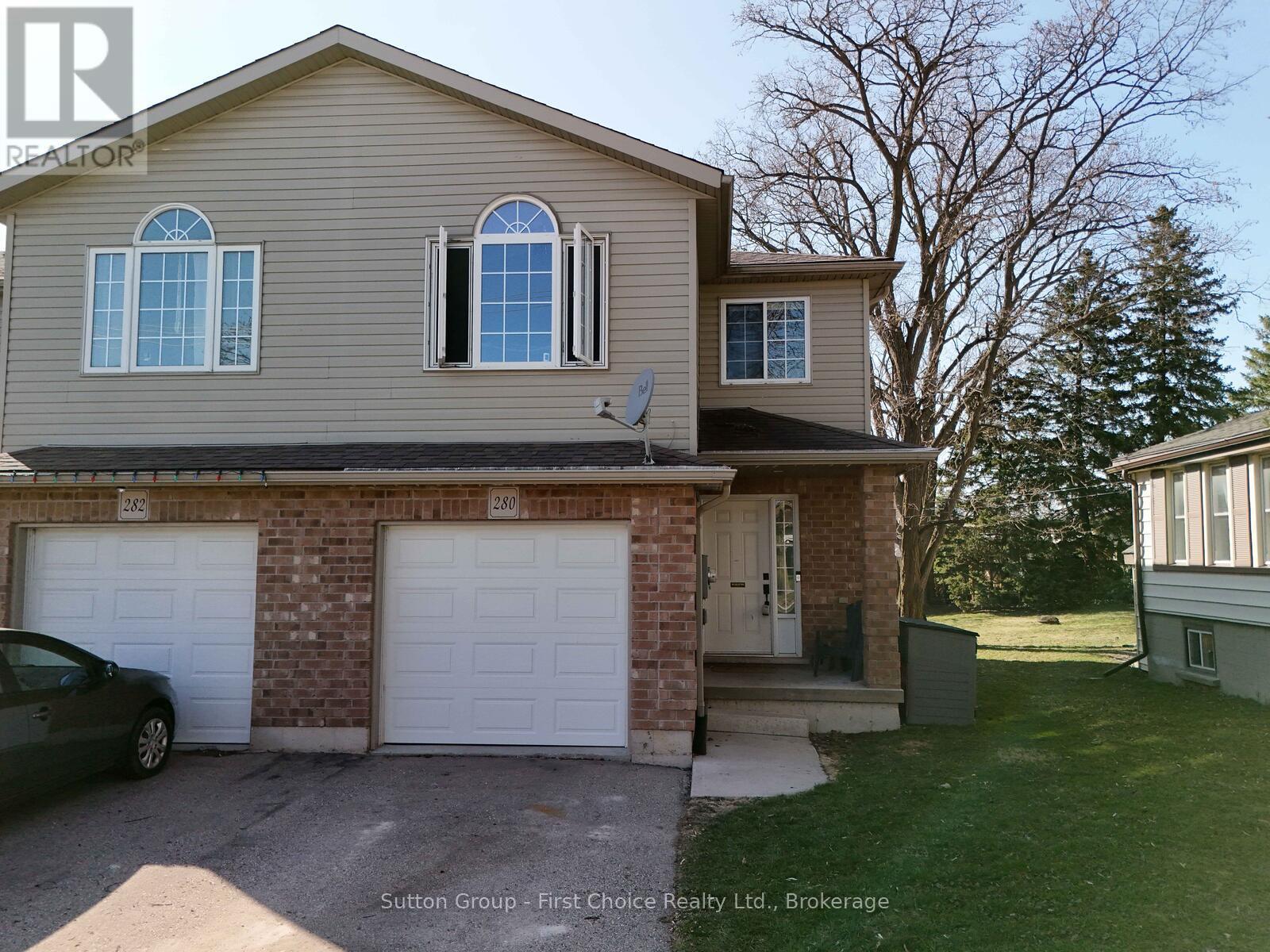280 Railway Avenue, Stratford, Ontario  N5A 2J4 - Photo 3 - X12092176