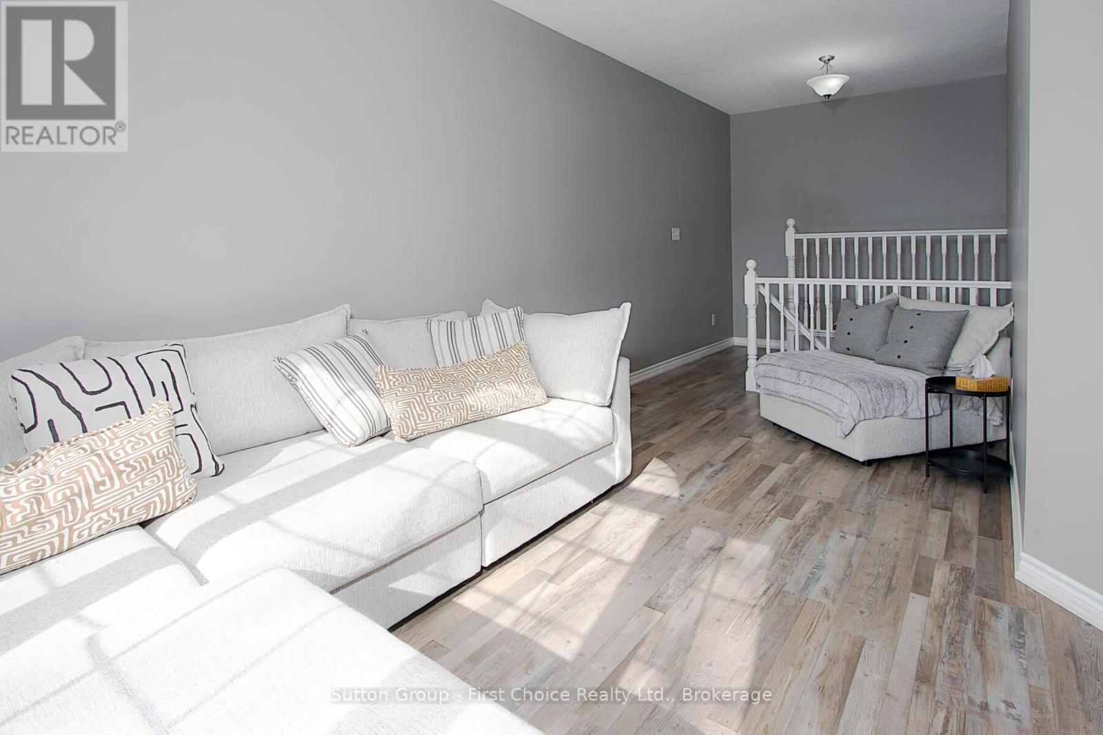 280 Railway Avenue, Stratford, Ontario  N5A 2J4 - Photo 19 - X12092176