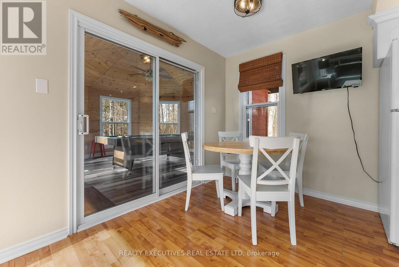 209 Maple Grove Lane, Frontenac, Ontario  K0H 2V0 - Photo 13 - X12083590
