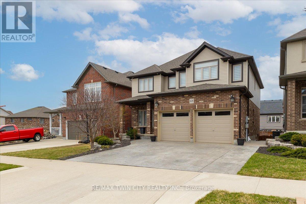 Property at 68 VALLEYSCAPE DRIVE image 1