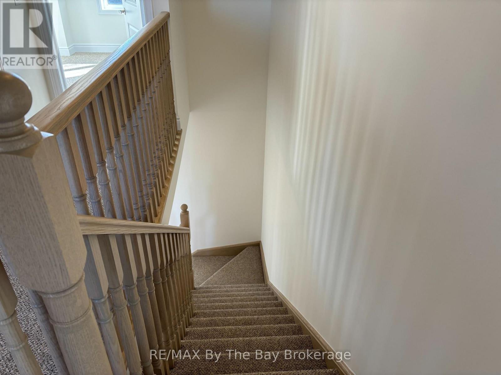 15 Carriage Lane, Wasaga Beach, Ontario  L9Z 0L8 - Photo 14 - S12093155