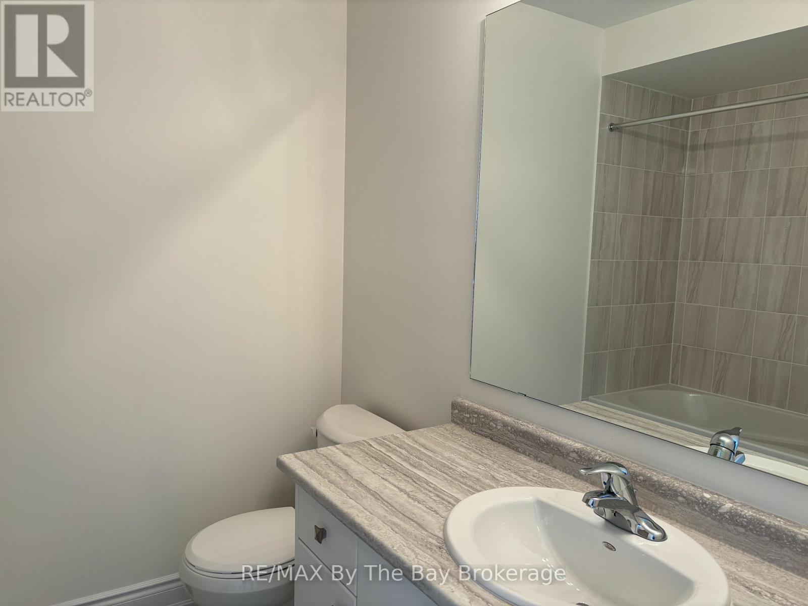 15 Carriage Lane, Wasaga Beach, Ontario  L9Z 0L8 - Photo 20 - S12093155