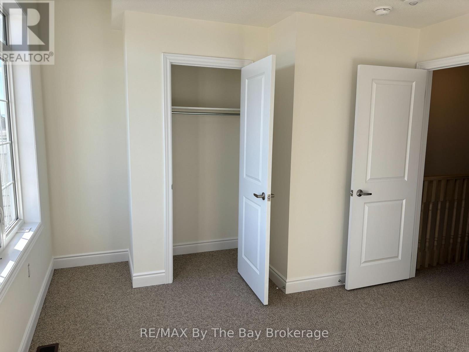 15 Carriage Lane, Wasaga Beach, Ontario  L9Z 0L8 - Photo 24 - S12093155