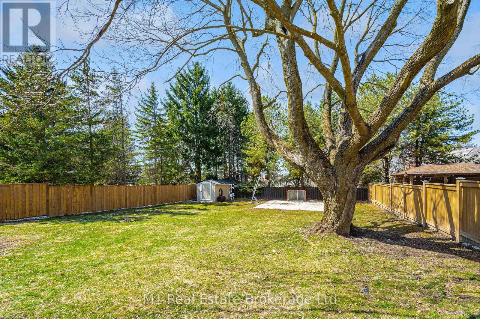 335 Elora Street, Centre Wellington, Ontario  N1M 1Z1 - Photo 42 - X12093144