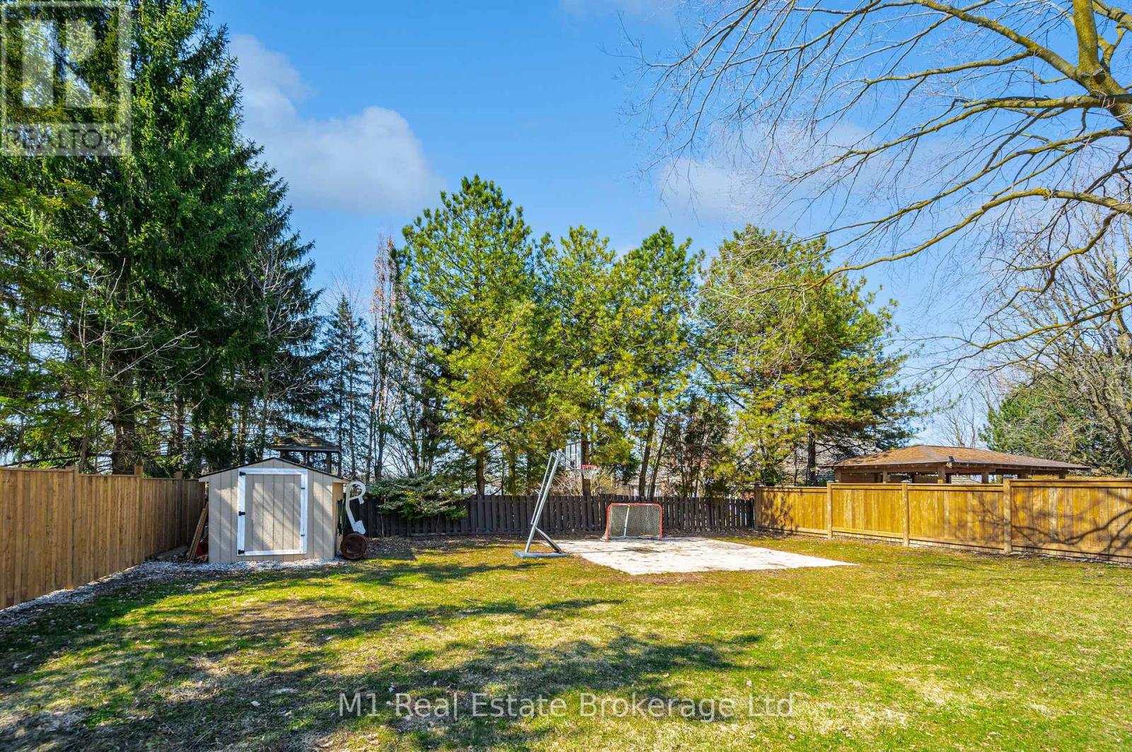 335 Elora Street, Centre Wellington, Ontario  N1M 1Z1 - Photo 43 - X12093144