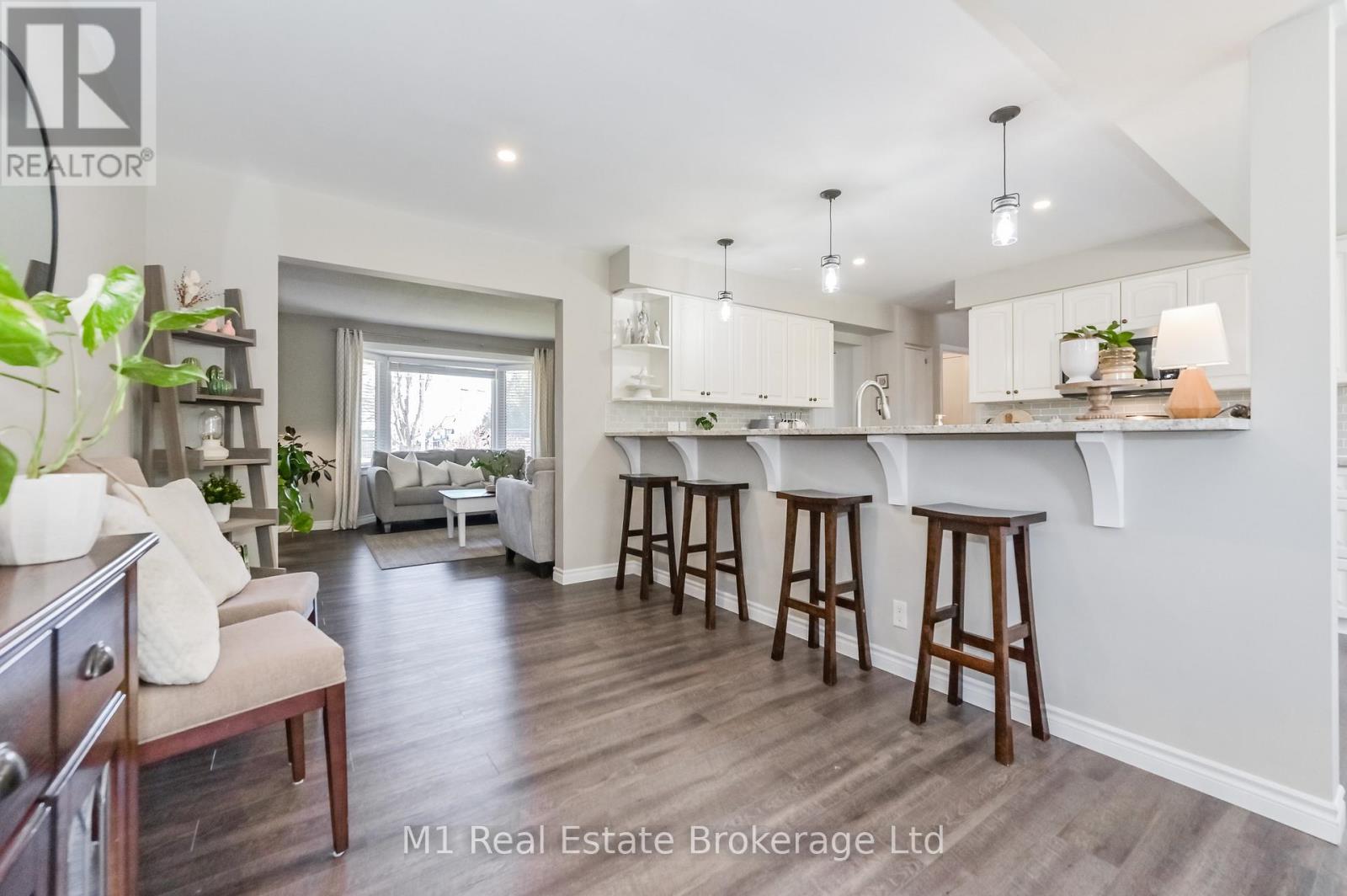 335 Elora Street, Centre Wellington, Ontario  N1M 1Z1 - Photo 9 - X12093144