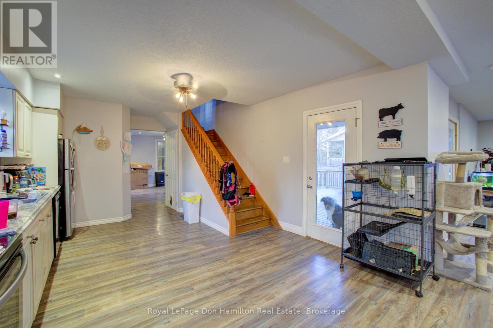 31 Pellister Street W, Minto, Ontario  N0G 1Z0 - Photo 11 - X12093147