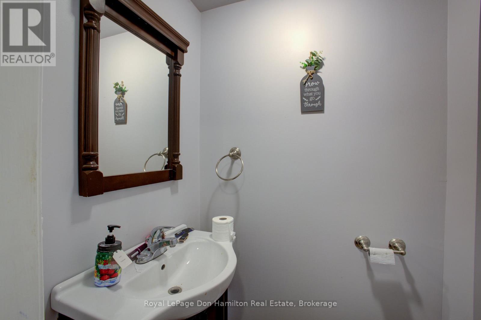 31 Pellister Street W, Minto, Ontario  N0G 1Z0 - Photo 14 - X12093147