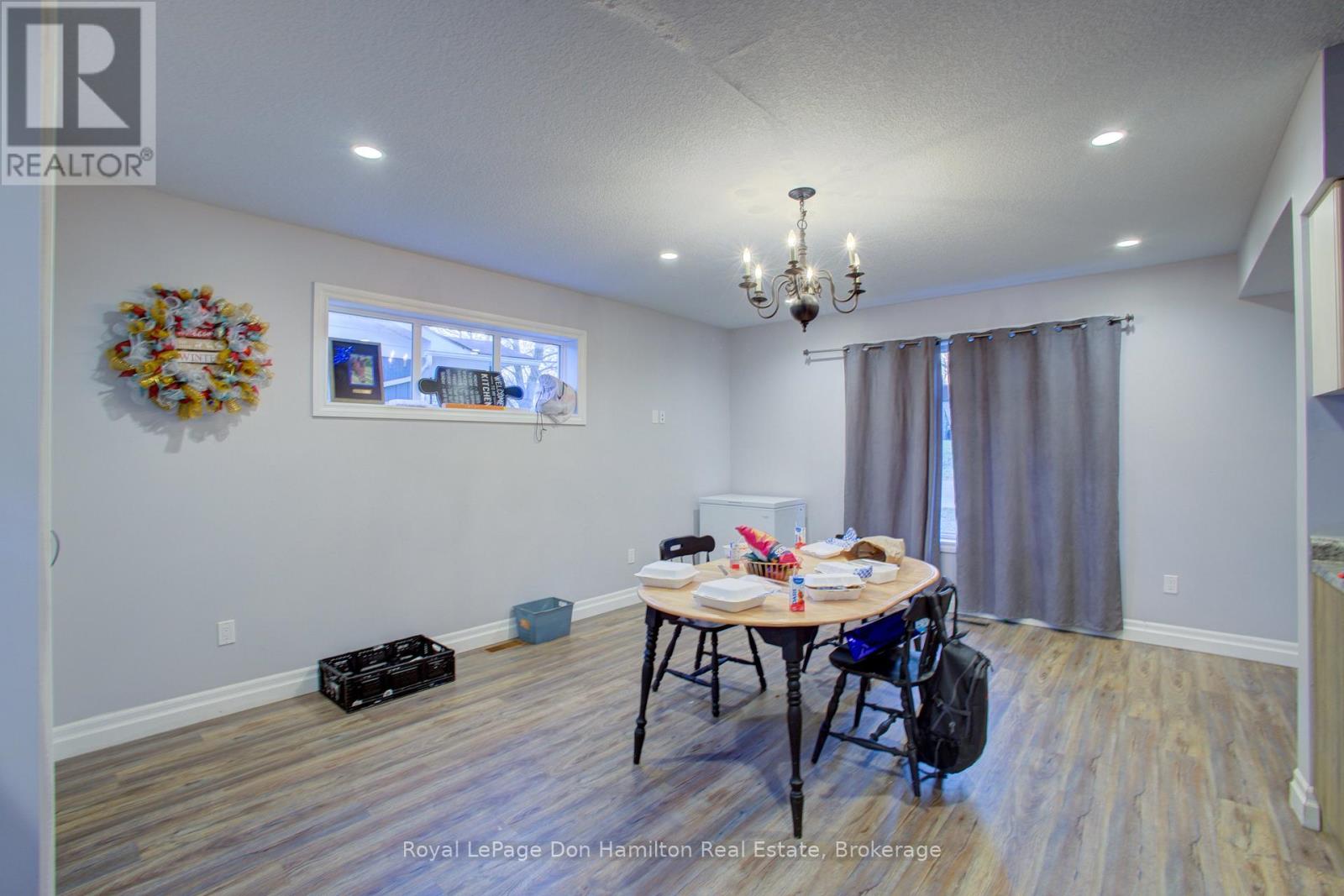 31 Pellister Street W, Minto, Ontario  N0G 1Z0 - Photo 7 - X12093147