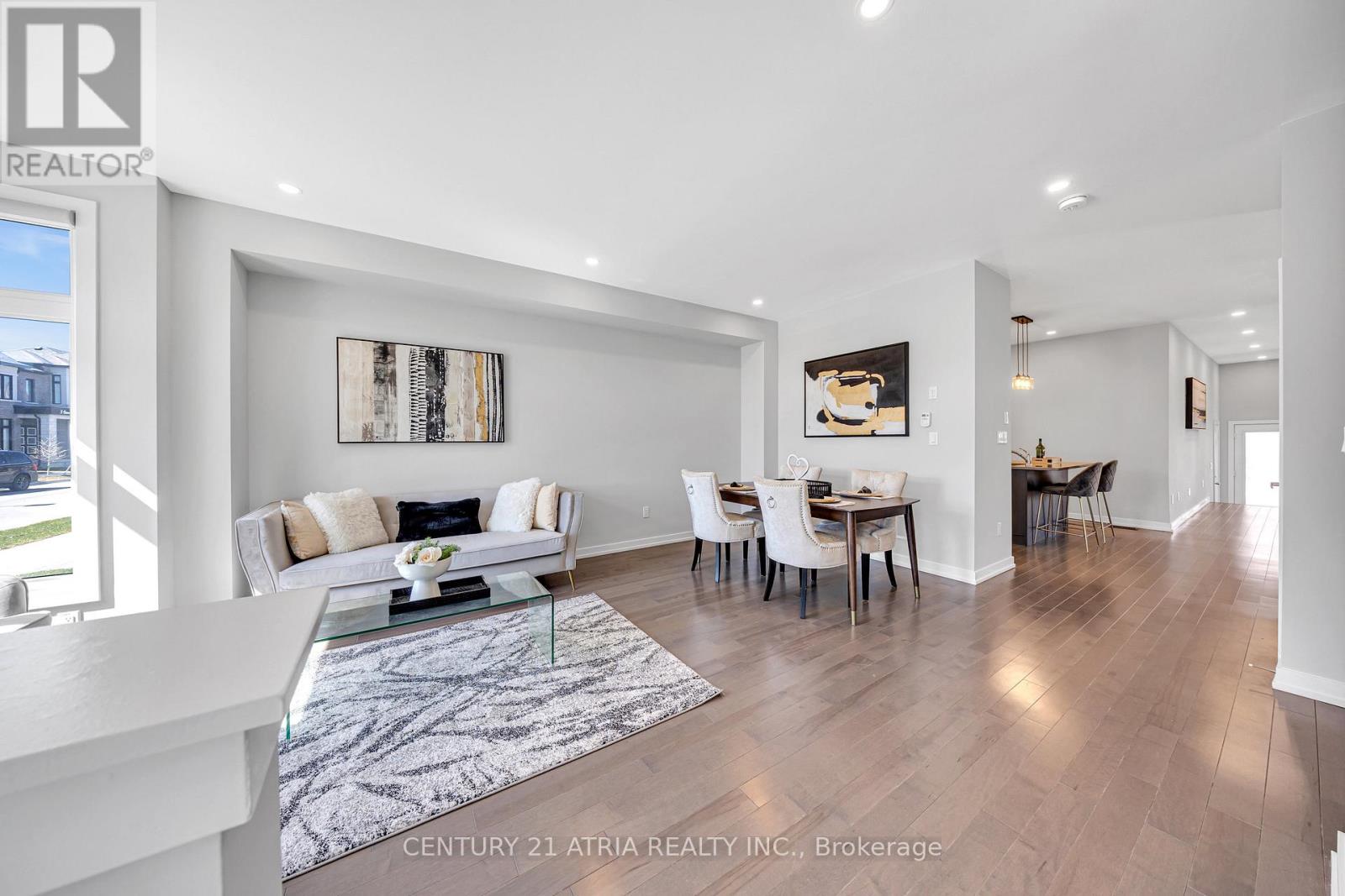 Property at 10 SAM PRIESTLEY AVENUE image 5