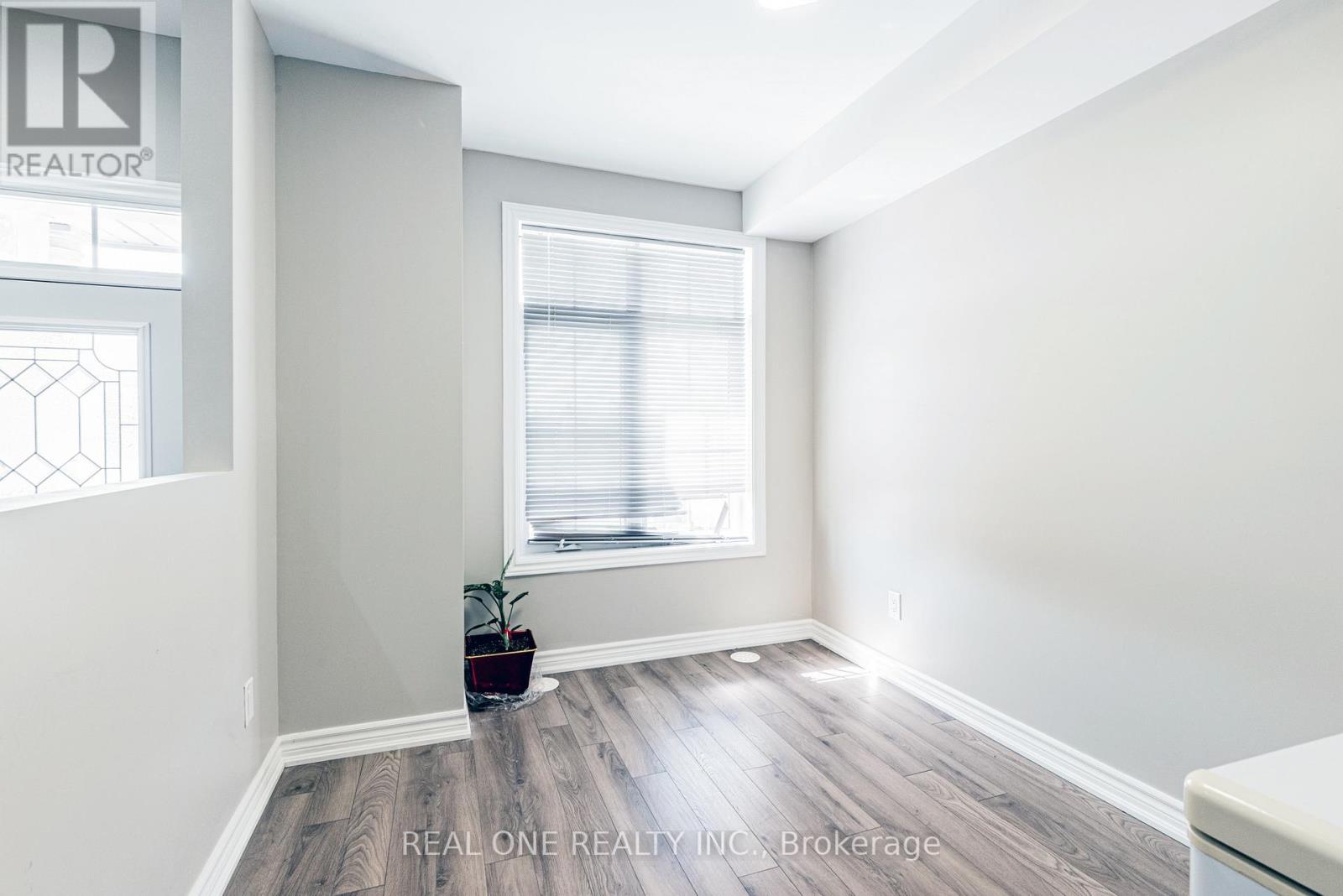 Property at 4798 16TH AVENUE image 4