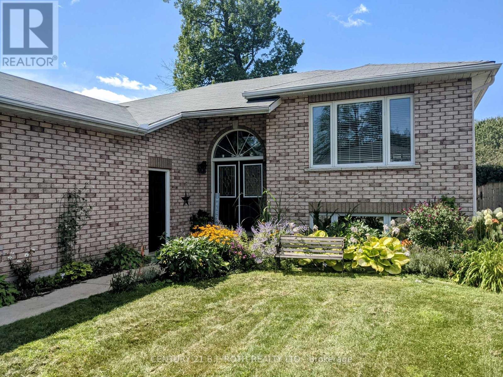 Property at 60 RIVERDALE DRIVE image 3
