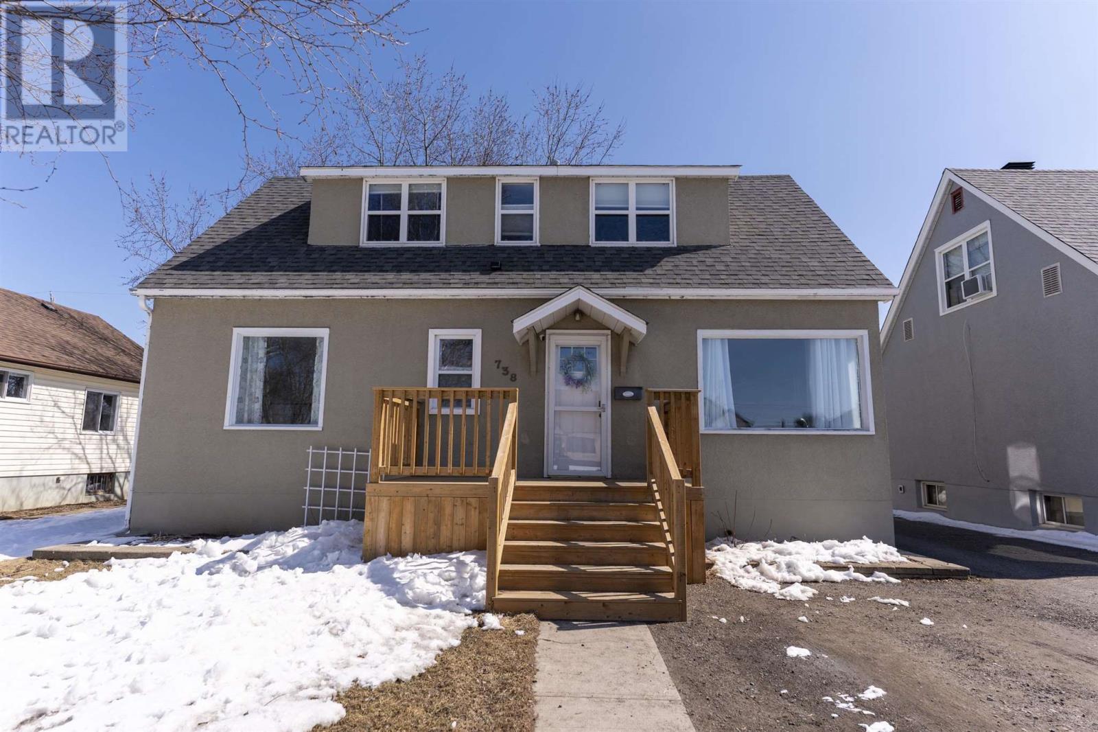 Property at 738 Bessie AVE image 1
