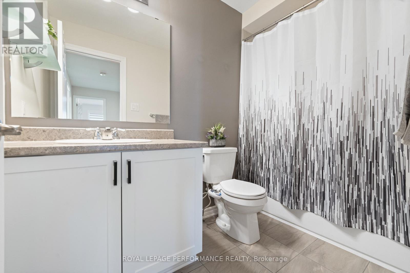 823 Kiniw Private, Ottawa, Ontario  K1K 5A3 - Photo 35 - X12092960