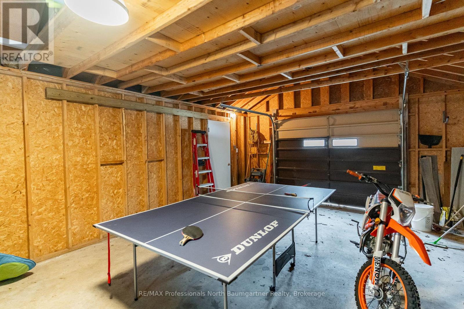 2988 Loop Road, Highlands East, Ontario  K0L 3C0 - Photo 33 - X12093164