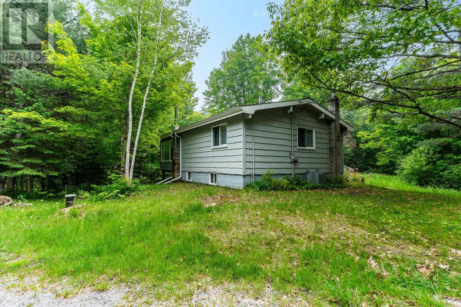 2988 Loop Road, Highlands East, Ontario  K0L 3C0 - Photo 37 - X12093164