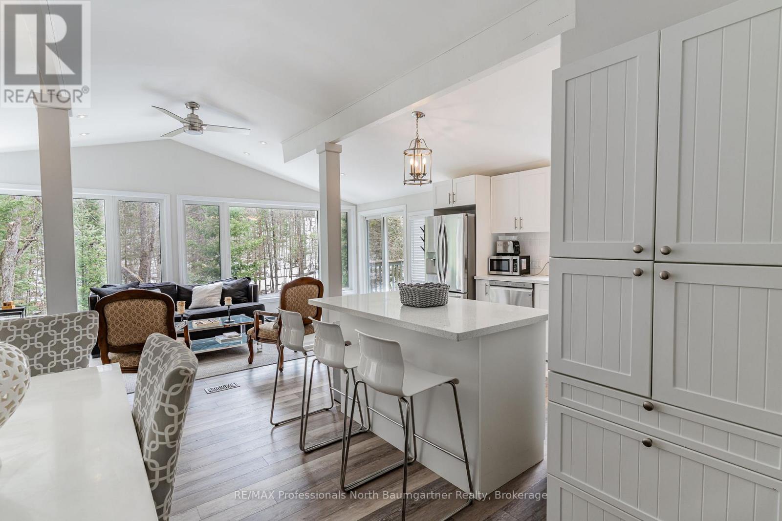 2988 Loop Road, Highlands East, Ontario  K0L 3C0 - Photo 6 - X12093164