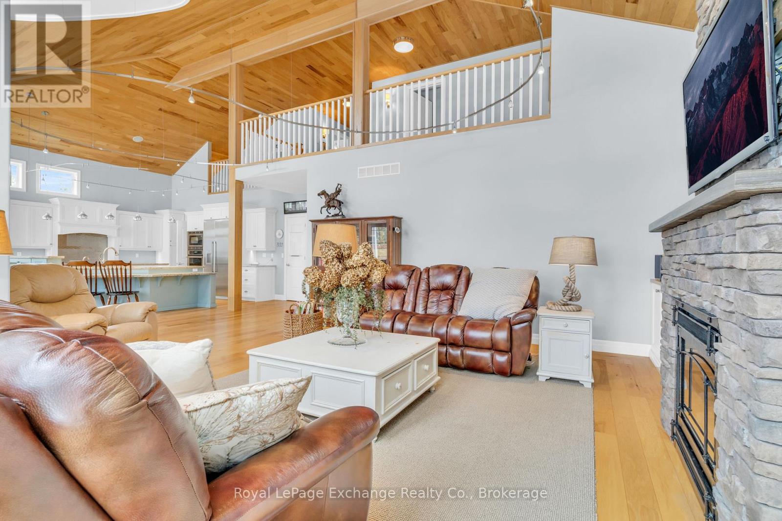 82 Bell Drive, Huron-Kinloss, Ontario  N2Z 0B3 - Photo 28 - X12093171
