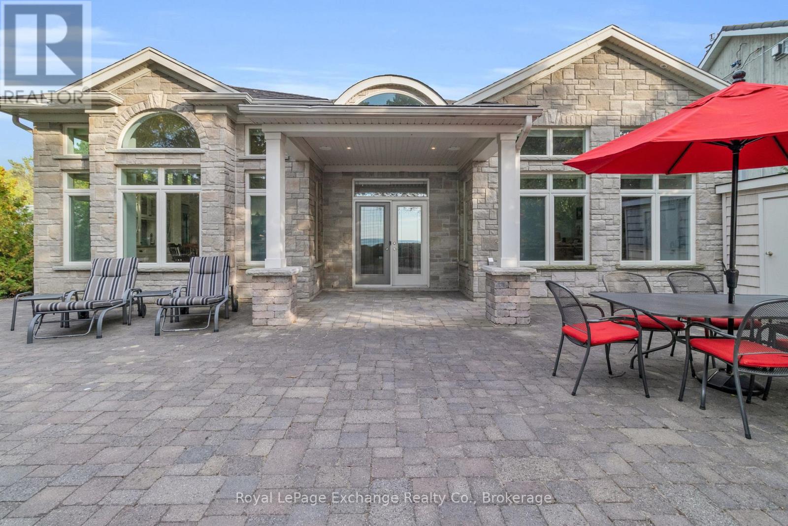 82 Bell Drive, Huron-Kinloss, Ontario  N2Z 0B3 - Photo 42 - X12093171