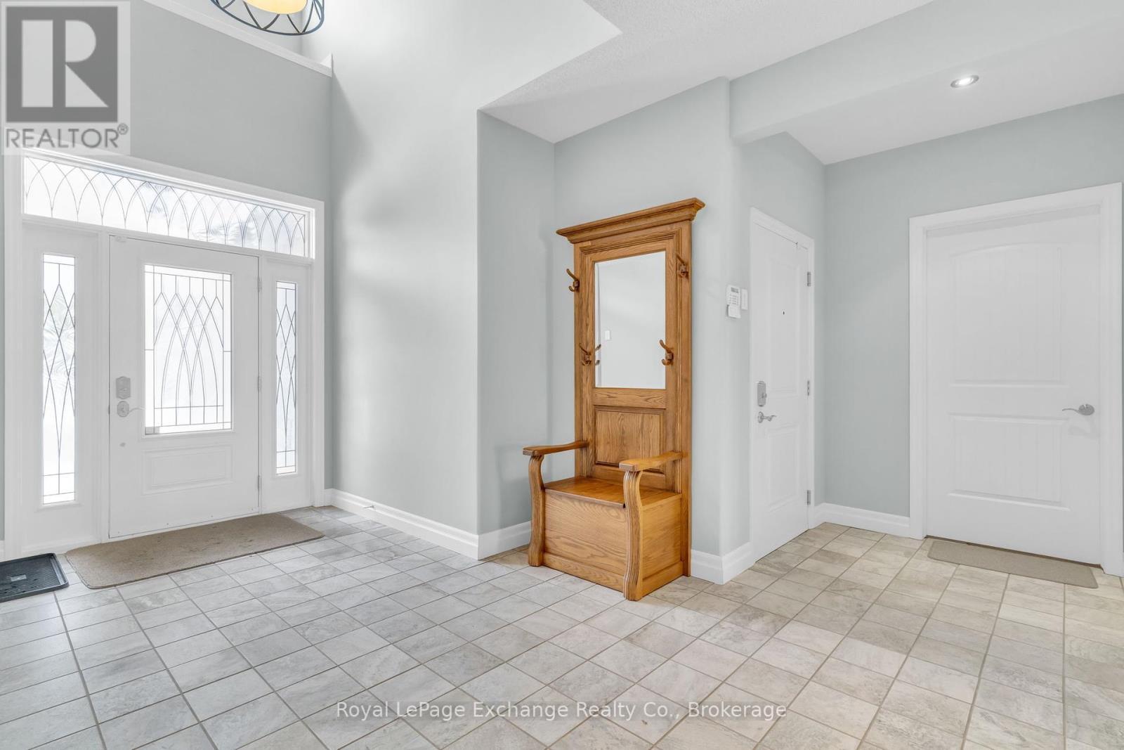 82 Bell Drive, Huron-Kinloss, Ontario  N2Z 0B3 - Photo 8 - X12093171