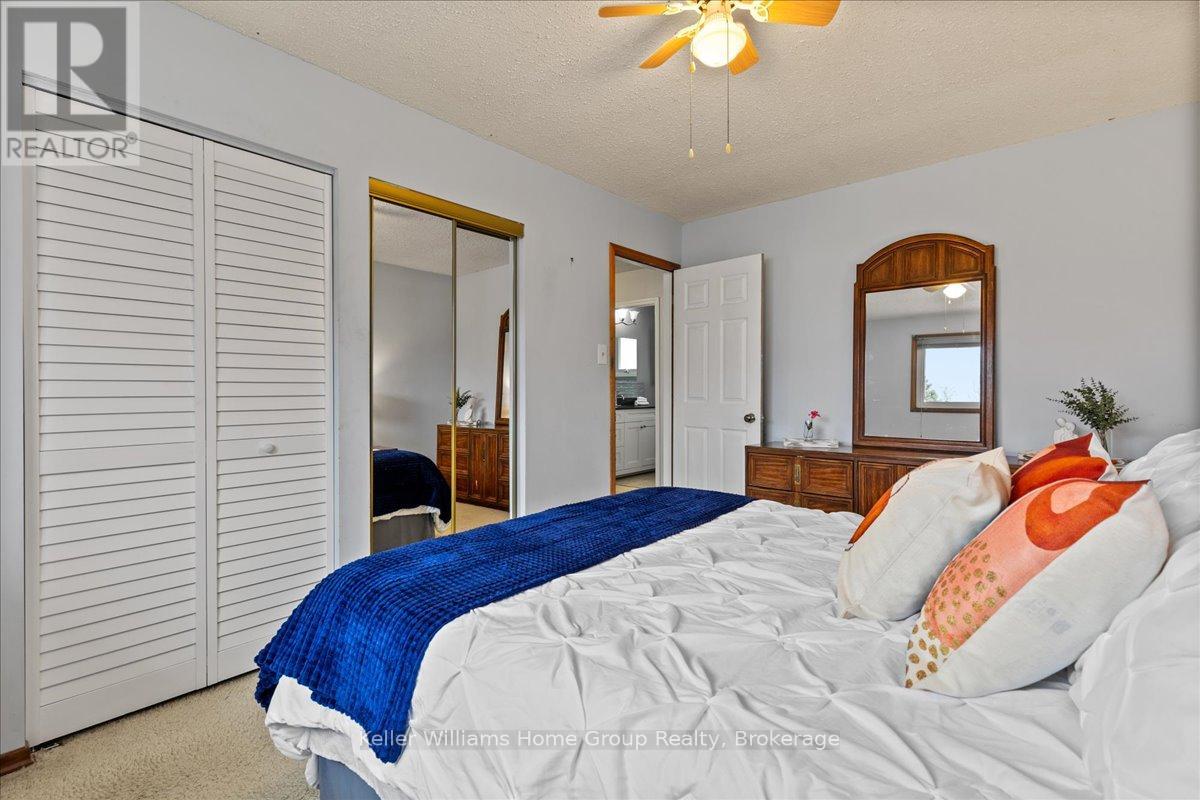 18 Matthew Drive, Guelph, Ontario  N1H 7L7 - Photo 16 - X12093193