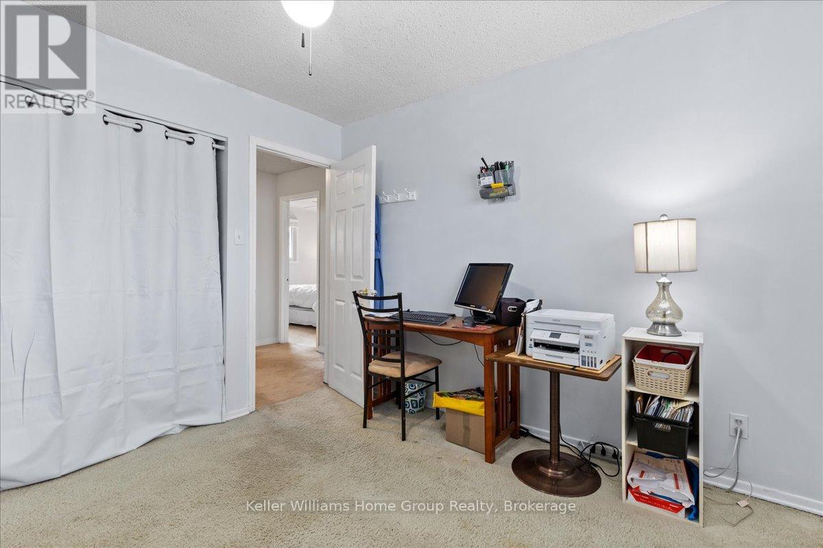 18 Matthew Drive, Guelph, Ontario  N1H 7L7 - Photo 18 - X12093193