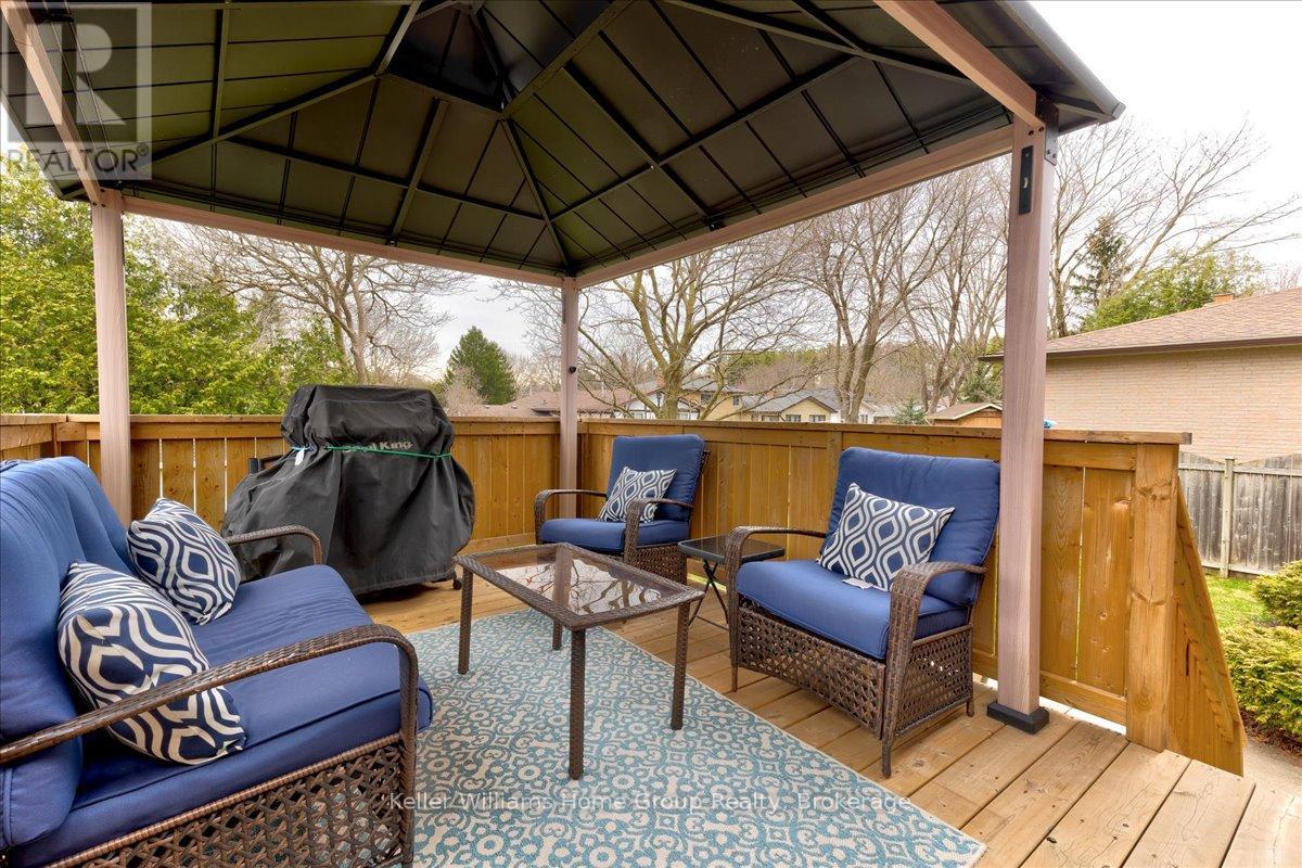 18 Matthew Drive, Guelph, Ontario  N1H 7L7 - Photo 29 - X12093193