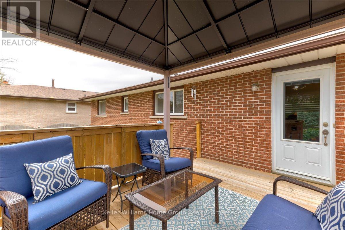 18 Matthew Drive, Guelph, Ontario  N1H 7L7 - Photo 31 - X12093193