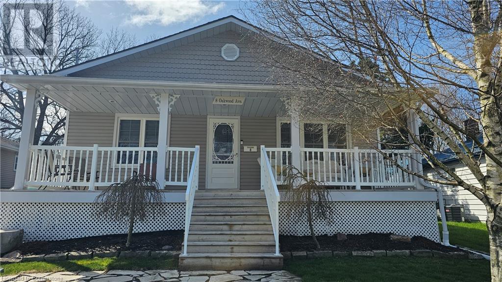 Property at 8 OAKWOOD Avenue image 2