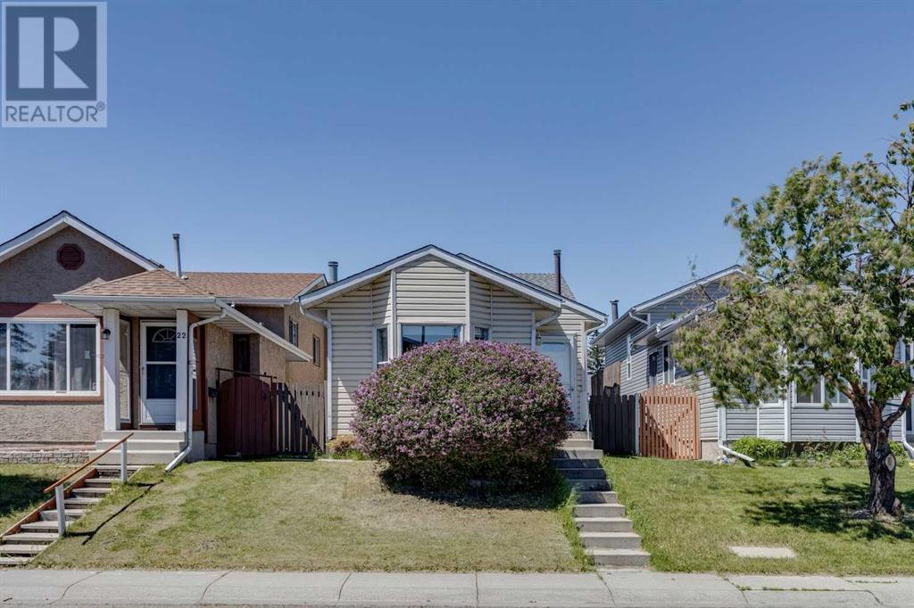 Property at 20 Tararidge Close NE image 1