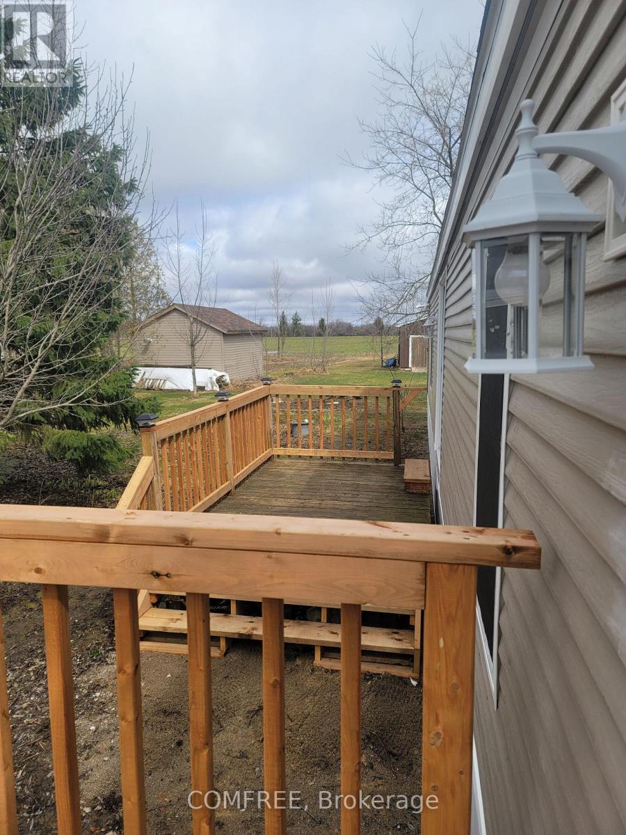 18 - 75049 Hensall Road, Huron East, Ontario  N0K 1W0 - Photo 24 - X12093194