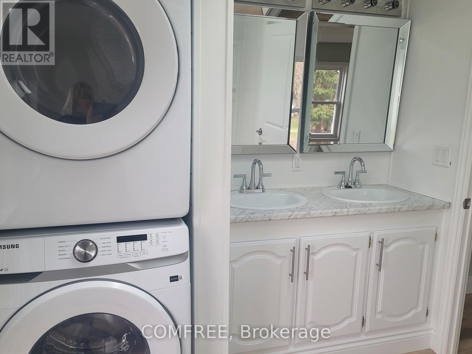 18 - 75049 Hensall Road, Huron East, Ontario  N0K 1W0 - Photo 8 - X12093194