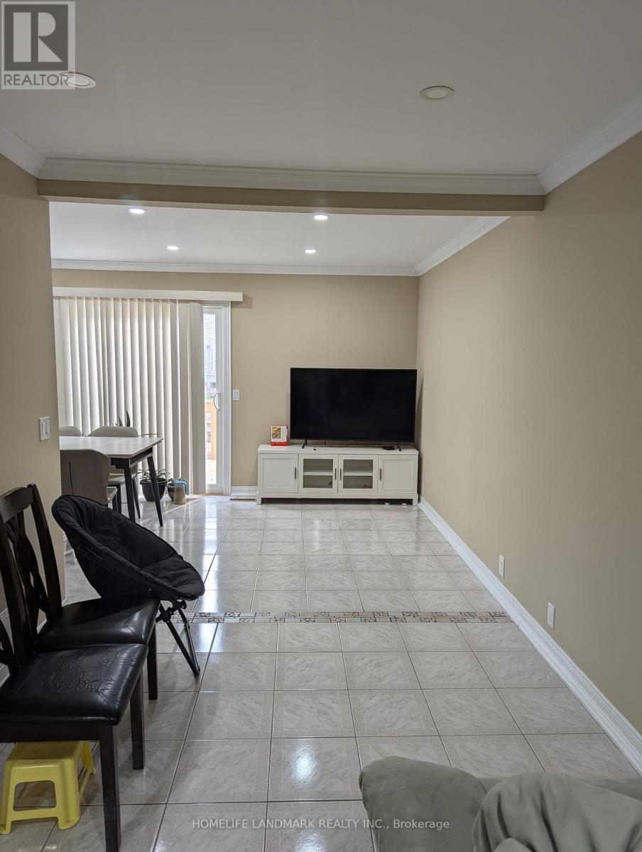 Property at 41 MERCER CRESCENT image 4