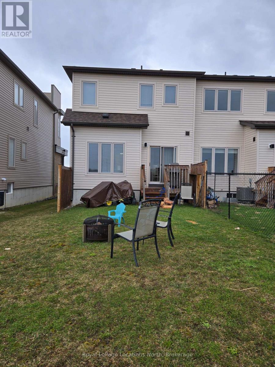313 Atkinson Street, Clearview, Ontario  L0M 1S0 - Photo 23 - S12093273
