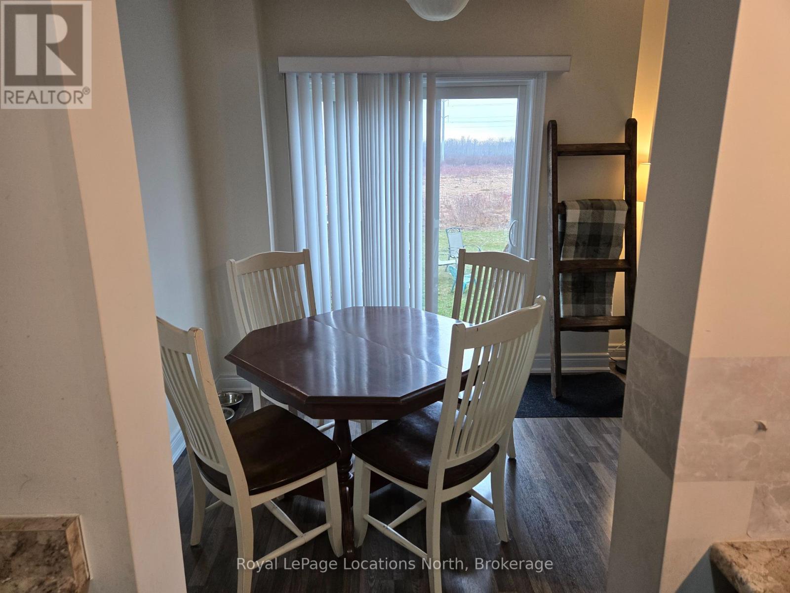 313 Atkinson Street, Clearview, Ontario  L0M 1S0 - Photo 5 - S12093273