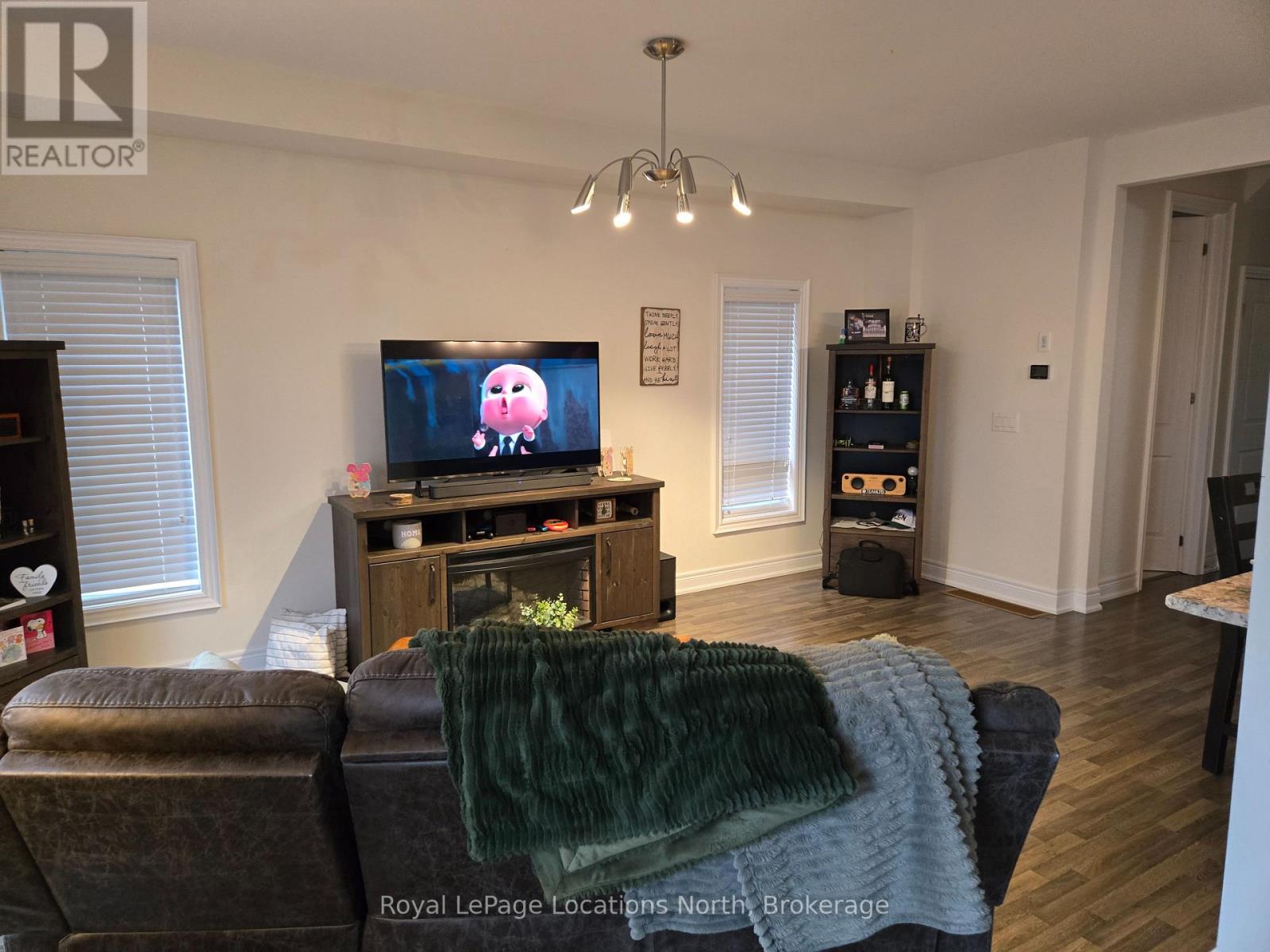313 Atkinson Street, Clearview, Ontario  L0M 1S0 - Photo 7 - S12093273