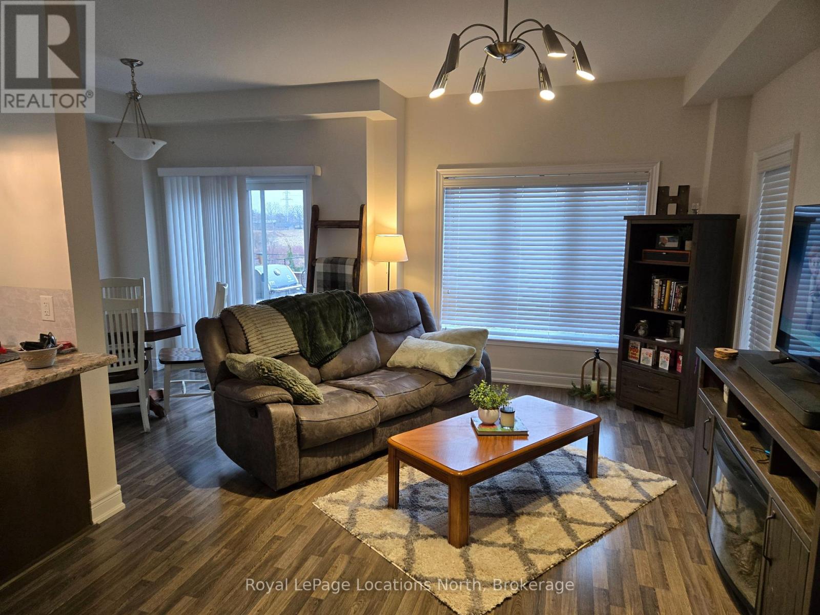 313 Atkinson Street, Clearview, Ontario  L0M 1S0 - Photo 8 - S12093273