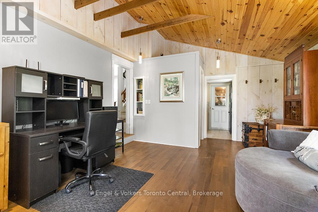 817446 Perdue Road, Chatsworth, Ontario  N0H 1G0 - Photo 18 - X12093225