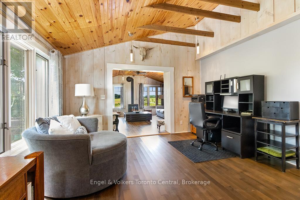 817446 Perdue Road, Chatsworth, Ontario  N0H 1G0 - Photo 19 - X12093225