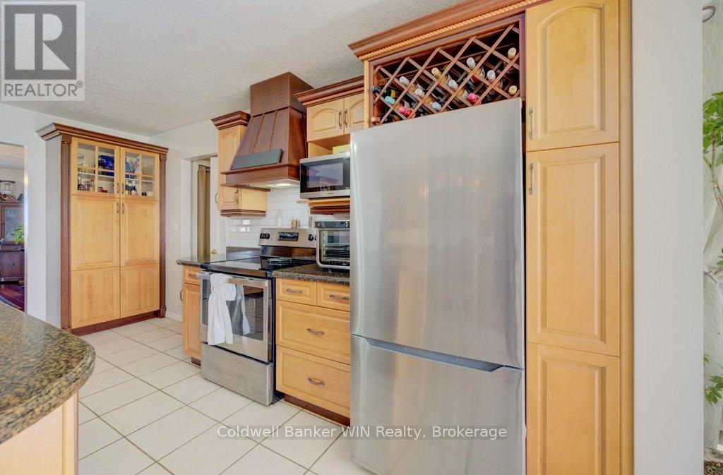 9534 Sideroad 3, Wellington North, Ontario  N0G 1N0 - Photo 10 - X12093265